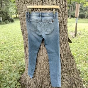 👀 Big Discount!👀 Joe's Distructed Skinny Jeans in size 27